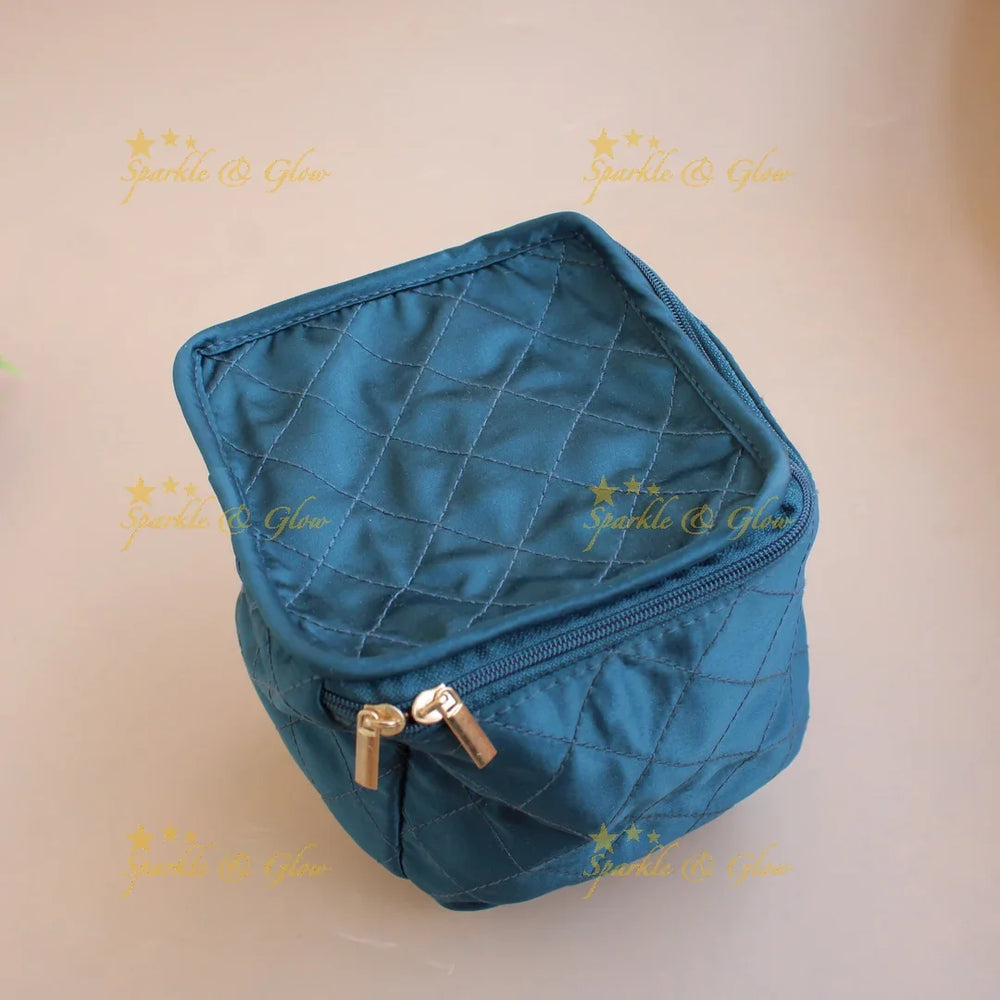 Jewellry organizer with multiple pouches - Sparkle and Glow