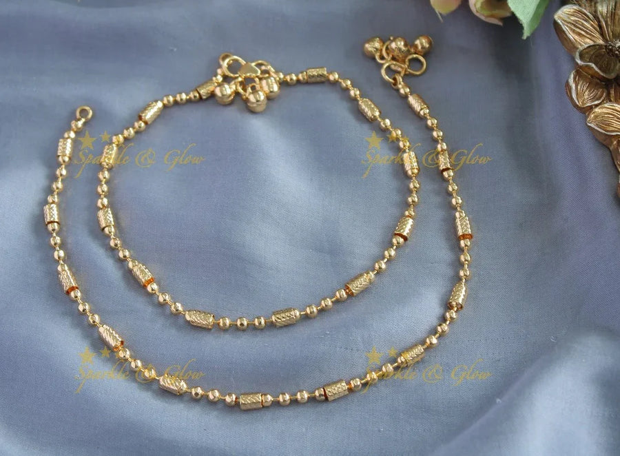 Beautiful gold ball and box design anklet - Sparkle and Glow