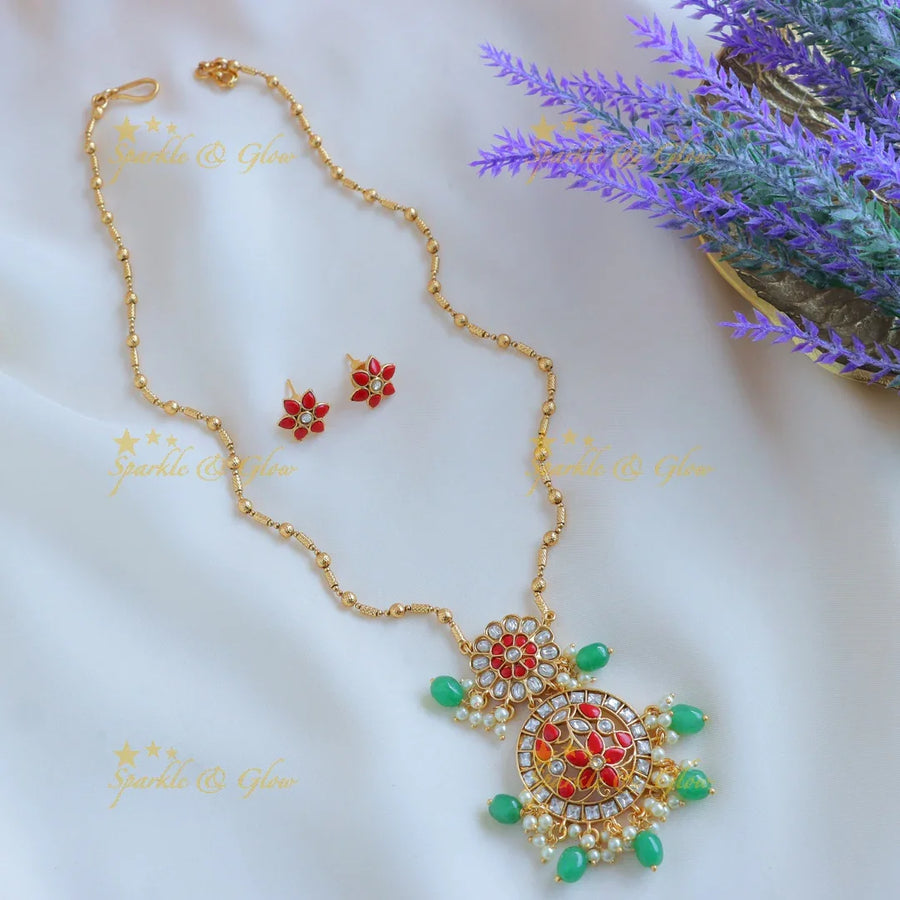 Sparkling Kemp Floral Antique pendant chain with green beads-Coral - Sparkle and Glow