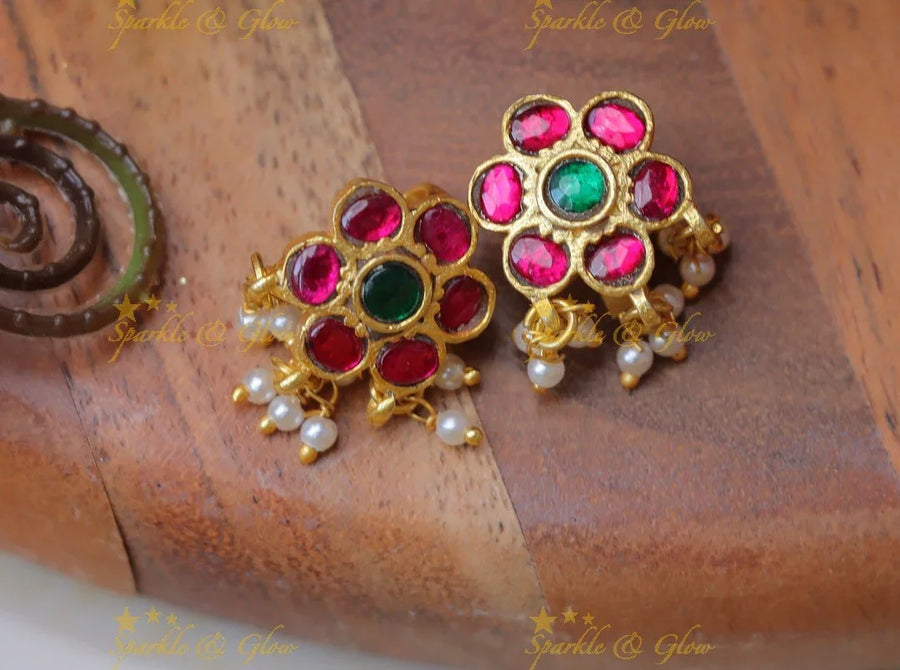 Elegant Flower design Jadau kundan Bugadi Earrings with pearls - Sparkle and Glow