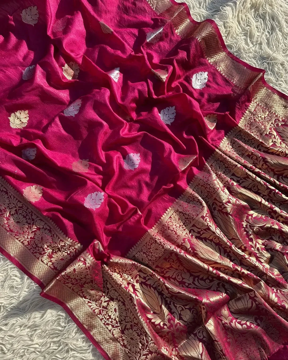 Banarasi semi Katan saree With exclusively weaving buties - Sparkle and Glow