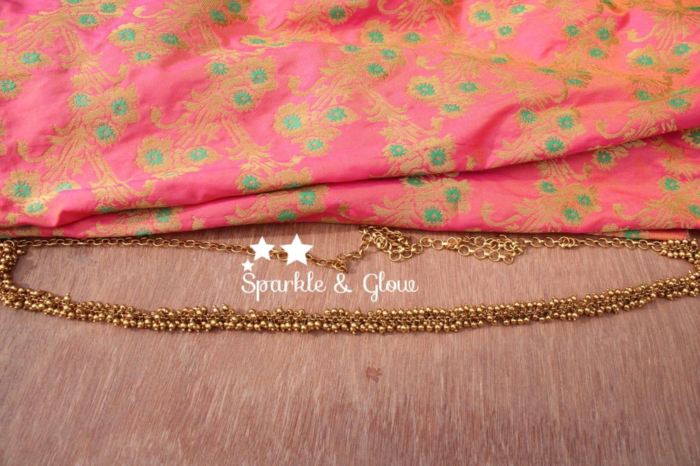 Gold beads cluster gold alike polished simple hipchain - Sparkle and Glow